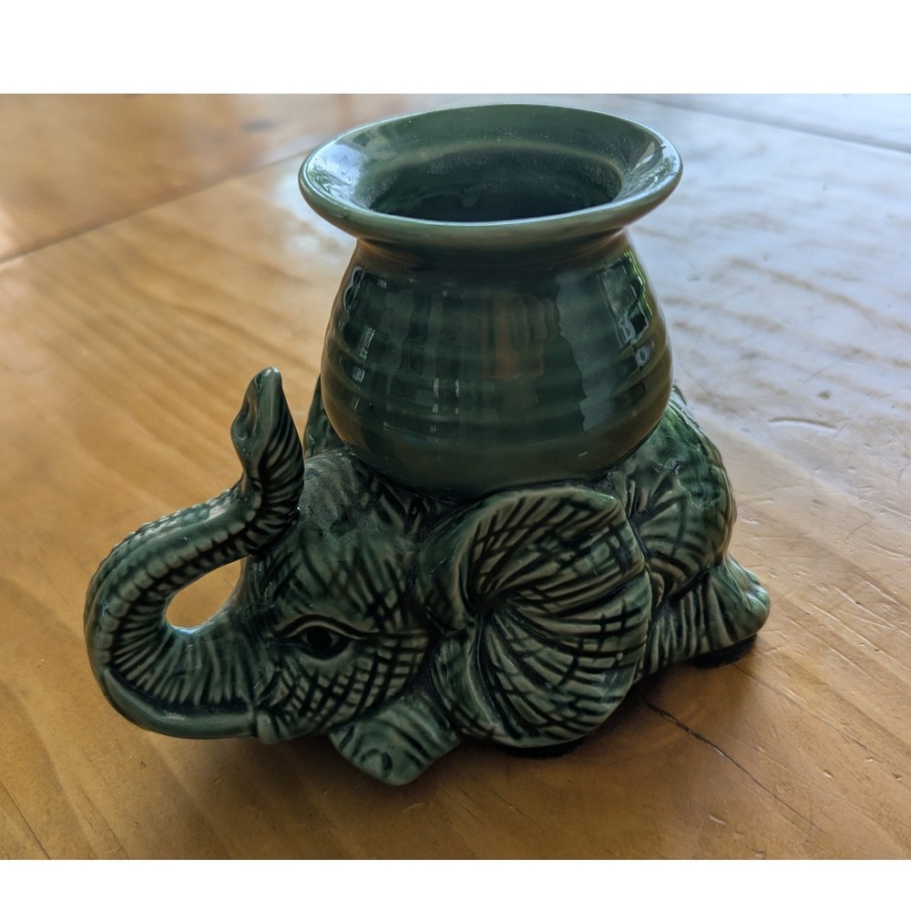 Green‎ Ceramic Elephant Oil Burner Incense Holder Trunk Up Glossy Glaze 4.5 Inch